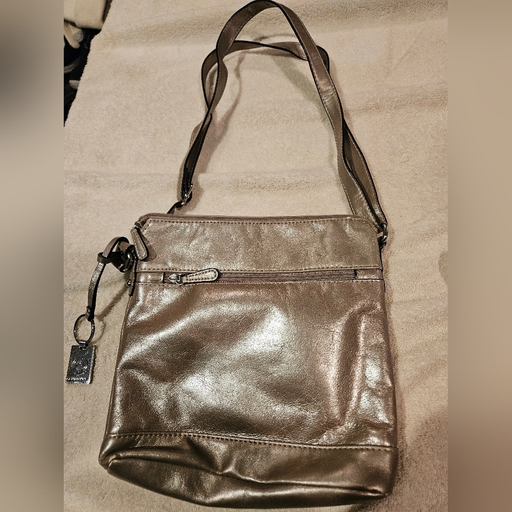 GIANI BERNINI PURSE (CROSS BODY)